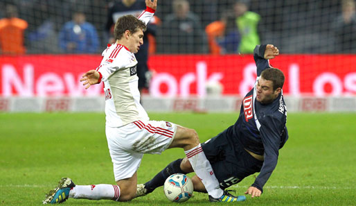 In einem turbulenten Match trennten sich Leverkusen und Hertha im Hinspiel mit 3:3