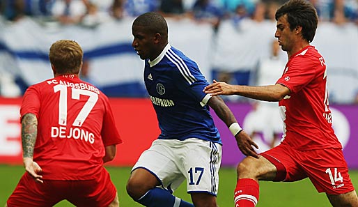 Im Hinspiel behielten Farfans (M.) Schalker mit 3:1 die Oberhand gegen den FC Augsburg