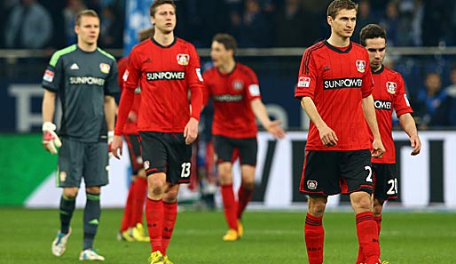 Bediente Gesichter bei Bayer Leverkusen nach dem unnötigen 2:2 auf Schalke