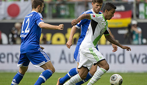 Luiz Gustavo feierte gegen Schalke sein Debüt für den VfL Wolfsburg