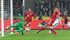 Thomas Müller: Bereits nach 27 Sekunden setzte er mit einem genialen Pass auf Lewandowski das erste Ausrufezeichen. In der 11. traf er zum 2:0. Auch defensiv war Müller eifrig, etwa beim Block eines Hazard-Schusses in der 25. Note: 2.
