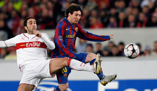 Molinaro (l.) bekam es auf der linken Stuttgarter Abwehrseite mit Messi zu tun