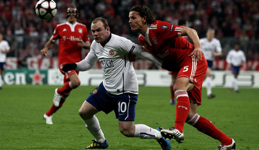 Wayne Rooney (l.) erzielte im Hinspiel gegen die Bayern das 1:0 für Manchester