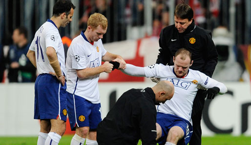 Wayne Rooney verletzte sich im Hinspiel gegen die Bayern am Knöchel