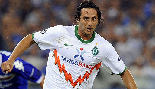 Claudio Pizarro spielt seit 2009 bei Werder Bremen