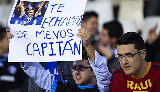 Auch die Spanier feierten Raul bei seiner Rückkehr: "Wir vermissen Dich, Kapitän"