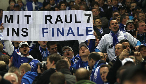 Das Halbfinal-Spiel gegen Manchester United war auf Schalke in wenigen Stunden ausverkauft