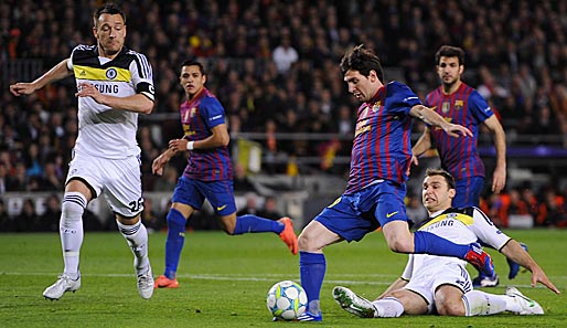 Weder John Terry (l.) noch Superstar Lionel Messi (M.) werden am Finale teilnehmen
