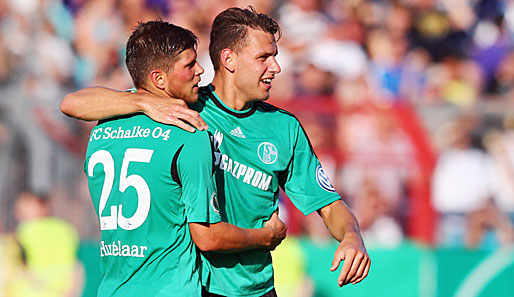 Klaas-Jan Huntelaar hat sich gegen Wolfsburg am Knie verletzt, nun darf Adam Szalai ran