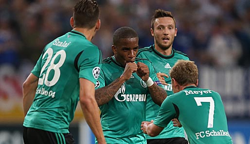 Jefferson Farfan (2.v.l.) erzielte das 1:0 für Schalke gegen Saloniki
