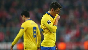 Mesut Özil musste gegen den FC Bayern in der Pause verletzungsbedingt ausgewechselt werden
