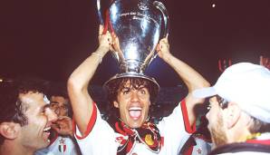 5 Titel: Paolo Maldini (Italien) mit dem AC Milan (1988/89, 1989/90, 1993/94, 2002/03, 2006/07).