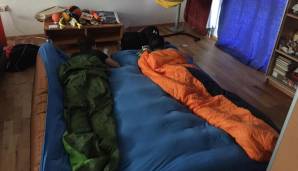 Kilmer versorgte seine Gäste mit Luftmatratzen, Decken und Schlafsäcken.