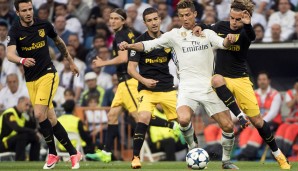 Alle gegen einen: Ronaldo wird von mehreren Atletico-Spielern in die Zange genommen