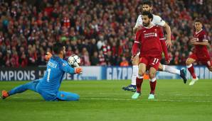 Mohamed Salah: Der Reihe nach - erzielte die Führung per Traumtor, legte das 2:0 nach und bereitete die Tore drei und vier vor. Eine Weltklasse-Leistung des Ägypters. Note: 1.