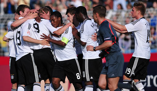 Die deutsche U 17 zieht bei der Heim-EM ohne Punktverlust ins Halbfinale ein