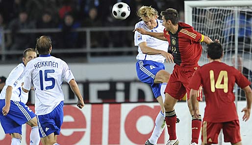 Deutschland spielte beim Hinspiel in Finnland im September 2008 3:3. Klose machte alle drei Treffer
