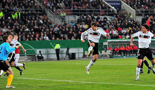 Miroslav Klose hat für Deutschland schon 48 Tore erzielt - zu Gerd Müller fehlen nur noch 20