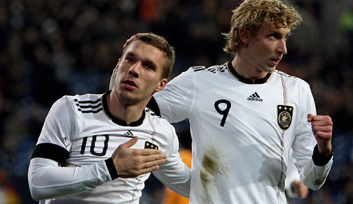 Lukas Podolski (l.) und Stefan Kießling: Darf das deutsche Team auch gegen Argentinien jubeln?