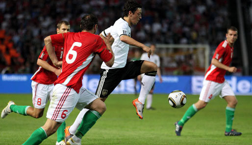 Mesut Özil vergab gegen Ungarn mehrere Großchancen - spielte aber trotzdem stark