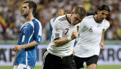 Bastian Schweinsteiger erzielte beim 3:1-Erfolg gegen Bosnien zwei Tore per Elfmeter