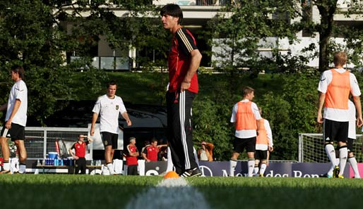 Joachim Löw hat beim DFB bis Sommer 2012 einen Vertrag als Bundestrainer