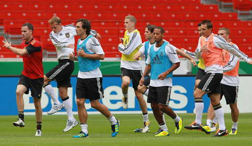 Beim ersten Training für den Klassiker gegen Brasilien war das DFB-Team arg dezimiert