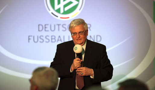 DFB-Präsident Dr. Theo Zwanziger kündigte am Freitag das Ende seiner Ära an