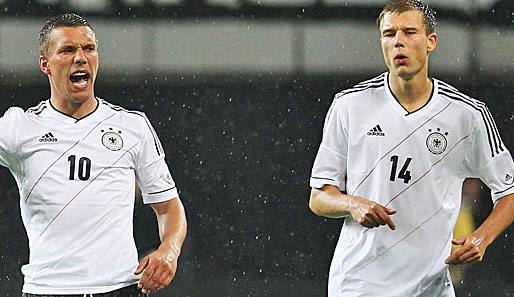 Lukas Podolski und Holger Badstuber stehen Rede und Antwort