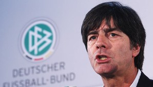Joachim Löw steht noch bis mindestens 2016 an der Seitenlinie der deutschen Nationalmannschaft