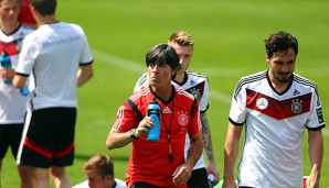 Bundestrainer Joachim Löw muss sich um sein defensives Mittelfeld sorgen