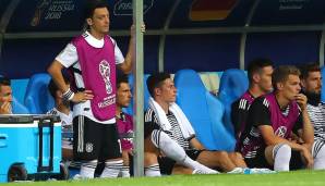 2018 ging der Start in die WM mit der 0:1-Niederlage gegen Mexiko daneben. Nachdem Özil bis dahin bei großen Turnieren immer in der Startelf gestanden hatte, fand er sich gegen Schweden das erste Mal auf der Bank wieder.