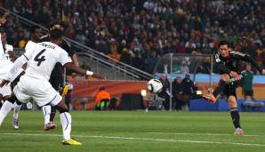 2010 folgte der Durchbruch des Mittelfeldregisseurs auf der großen Weltmeisterschaftsbühne in Südfrika. Neben seinem 1:0-Siegtreffer gegen Ghana steuerte er auch drei Vorlagen (geteilter Bestwert des Turniers) zum Halbfinal-Einzug bei.