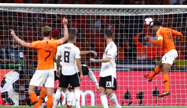 Niederlande Deutschland 30 Desaster Bei Löws Rekordspiel