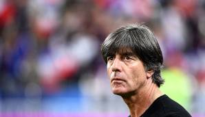 AS: "Deutschland steigt ab. Für Deutschland ist jetzt wichtig, dieses Seuchenjahr zu vergessen und sich neu zu sammeln im Hinblick auf die nächste Europameisterschaft."