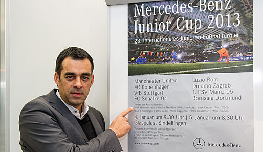 DFB-Sportdirektor stellt die Gruppen des diesjährigen Mercedes-Benz Junior Cups vor