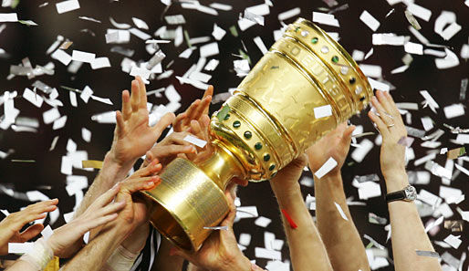 Das Objekt der Begierde, der DFB-Pokal. Momentan im Besitz von Werder Bremen
