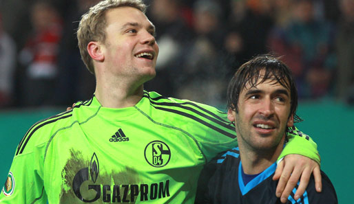 Manuel Neuer (l.) und Raul freuten sich über die Verlängerung des Urlaubs
