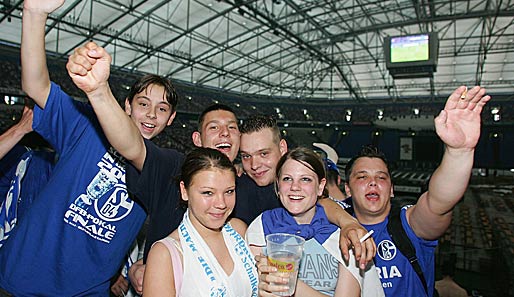Die Schalke-Fans können diesmal nicht in der Veltins-Arena einen möglichen Pokalerfolg feiern