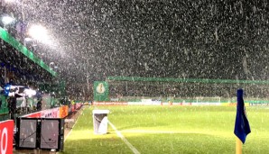 Schon vor dem Spiel twitterte der BVB Bilder vom starken Schneefall