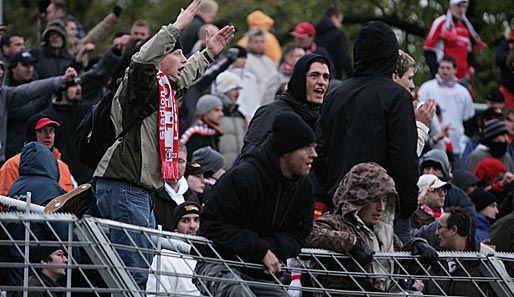 Polen will bei der EM 2012 gegen Hooligans hart durchgreifen