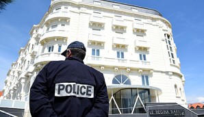 Das Team-Hotel der Franzosen wird von der Polizei überwacht