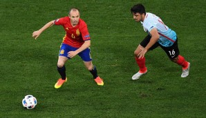 Andres Iniesta (Spanien) zeigte beim 3:0 gegen die Türkei erneut eine wahre Fußball-Gala. Neben Boateng und Modric der dritte Spieler mit zwei Nominierungen