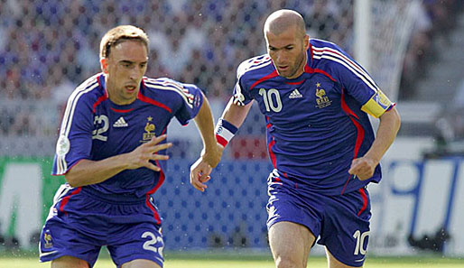 http://www.spox.com/de/sport/fussball/em2008/0806/Bilder/514/ribery-zidane-514.jpg
