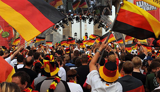 em 2008, fußbal, fans, spanien, deutschland