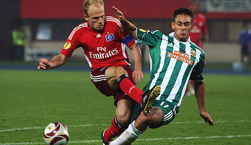 Im Hinspiel gegen Rapid gab es eine 0:3-Klatsche für den HSV und David Jarolim (l.)