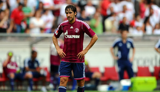 Die Wechselgerüchte um Raul überschatten das Playoff-Hinspiel des FC Schalke gegen HJK Helsinki