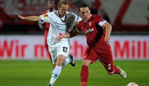 Jan Schlaudraff (l.) und Hannover 96 erkämpften sich nach 0:2-Rückstand ein Unentschieden