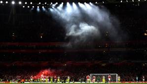 Der Rauch stieg bis ins Dach des Emirates Stadium