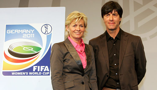 Freuen sich schon auf die Frauen-WM: Bundestrainerin Silvia Neid und Bundestrainer Joachim Löw